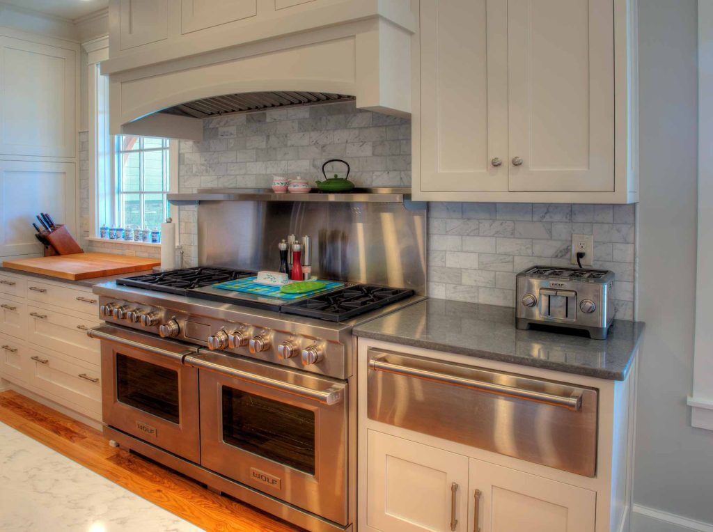 A kitchen with stainless steel appliances