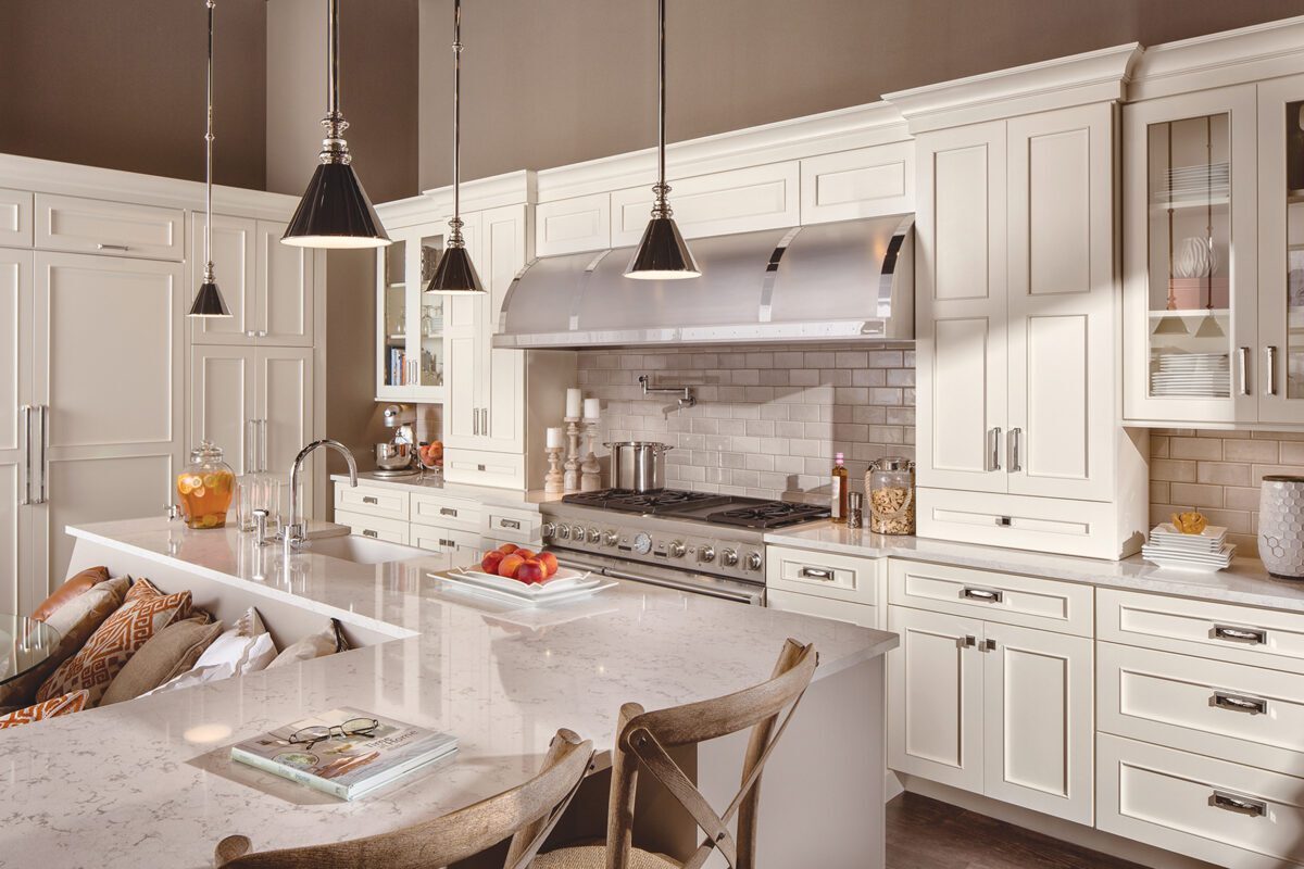 Transitional Kitchen Design with White Cabinetry