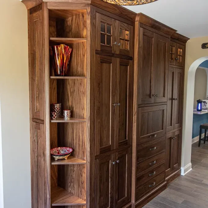 Built In Cabinets for a Functional Entryway